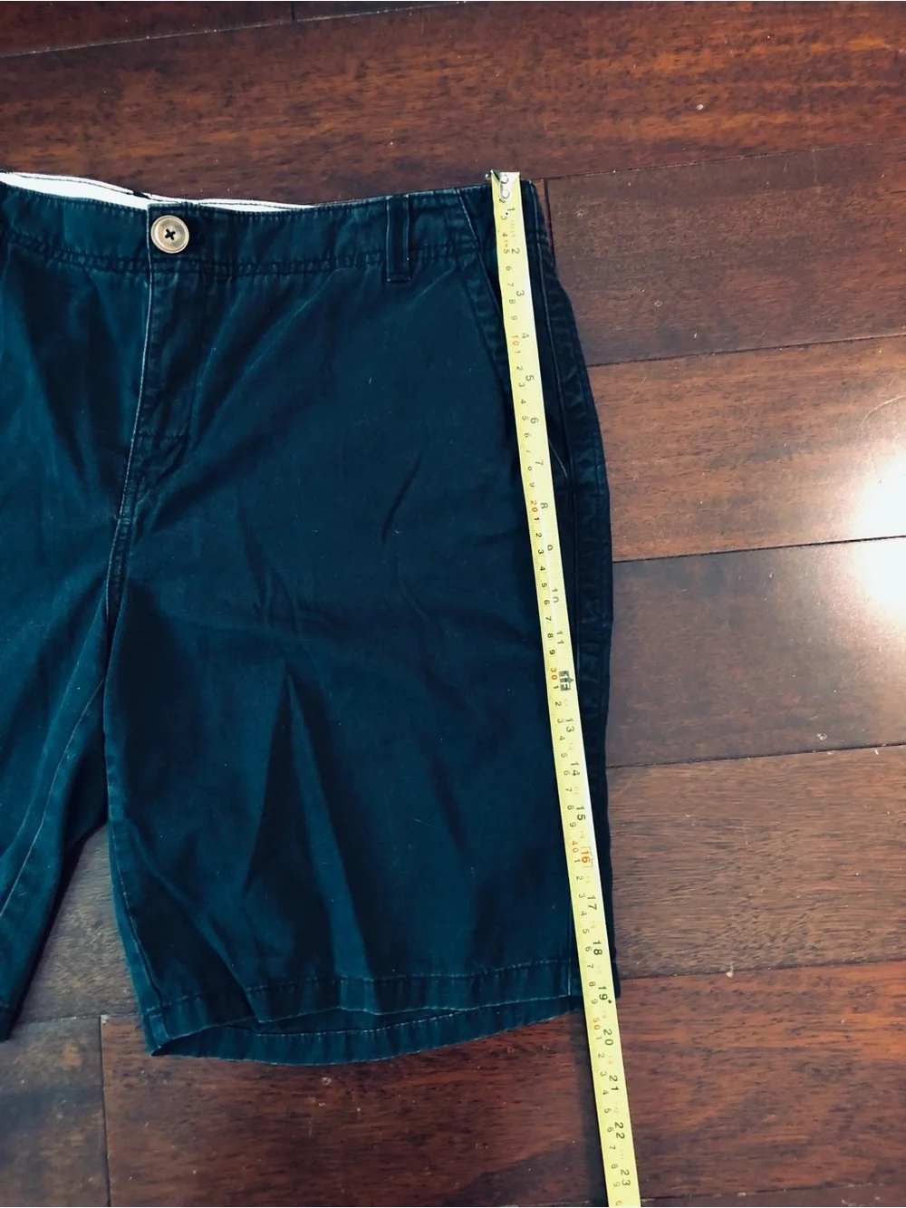 Eddie Bauer Navy Blue Blakely Fit Chino Shorts Cotton Womens 16 Lived-In Fade